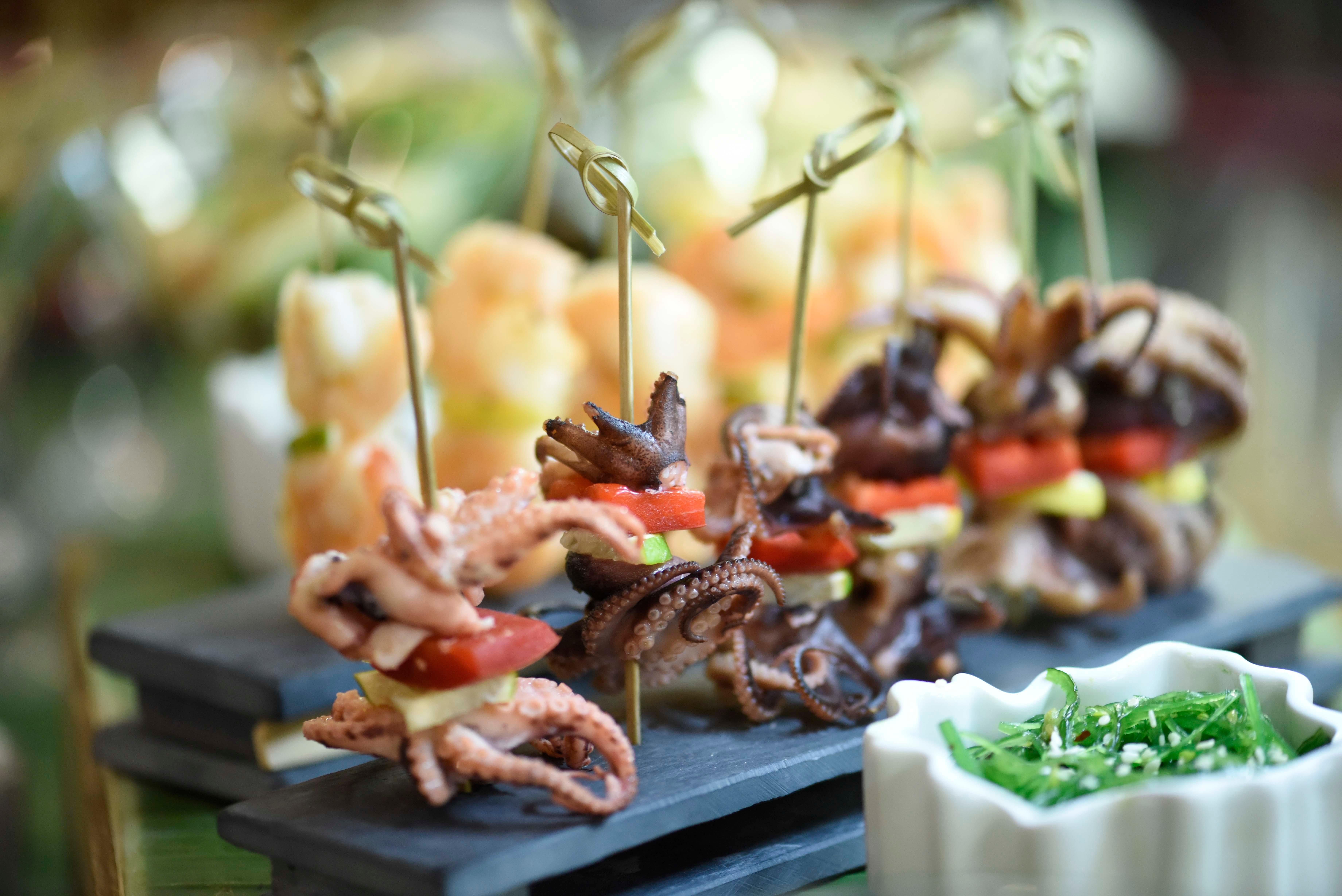 Intercontinental Hotel Bucharest, an IHG Hotel Esterno foto Octopus and shiitake mushroom skewers